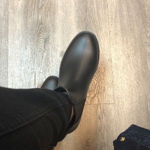 Meet your Posher, Xactly